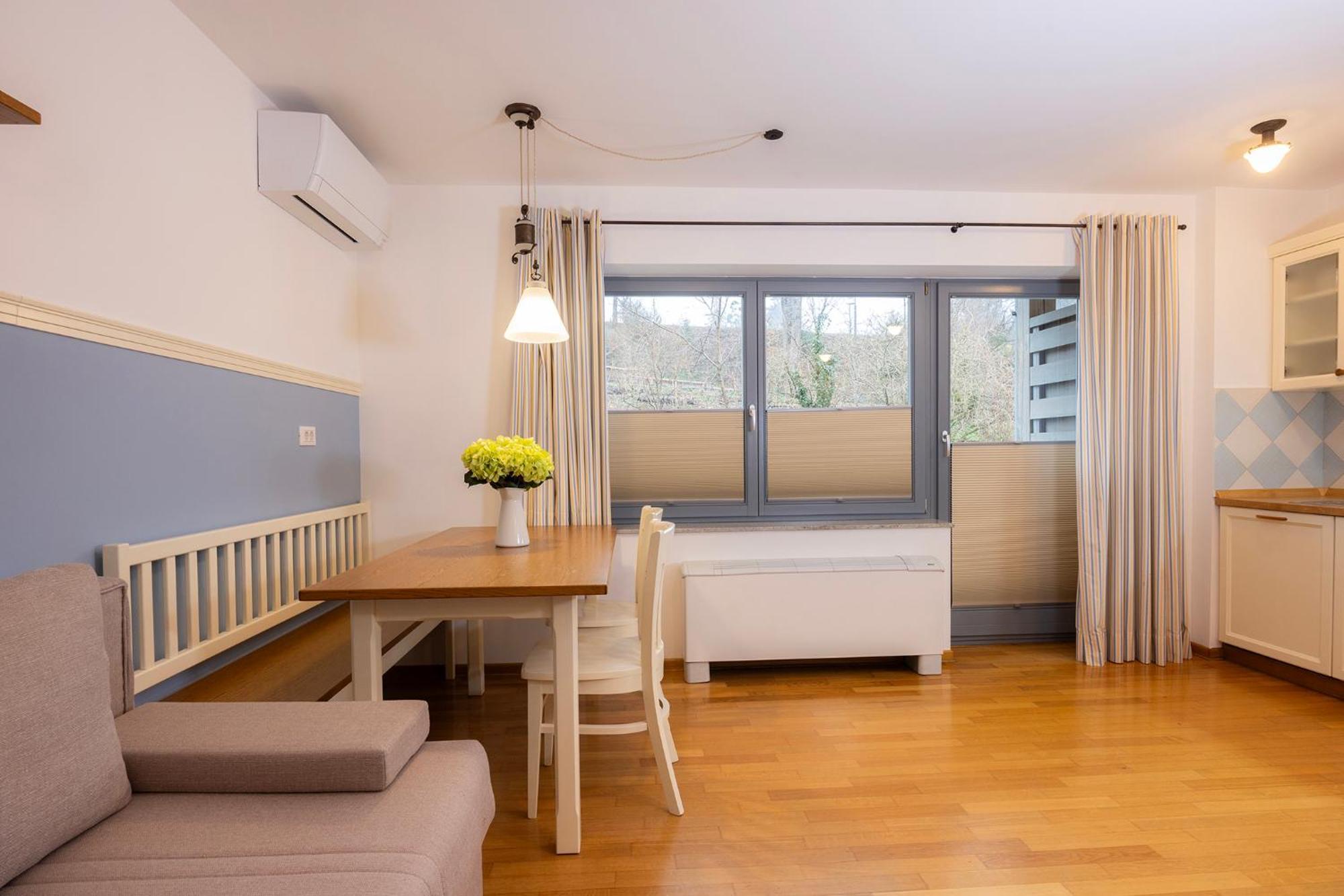 Lakeside Apartments Блед Екстериор снимка